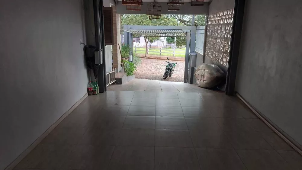 Casa, 3 quartos, 196 m² - Foto 1