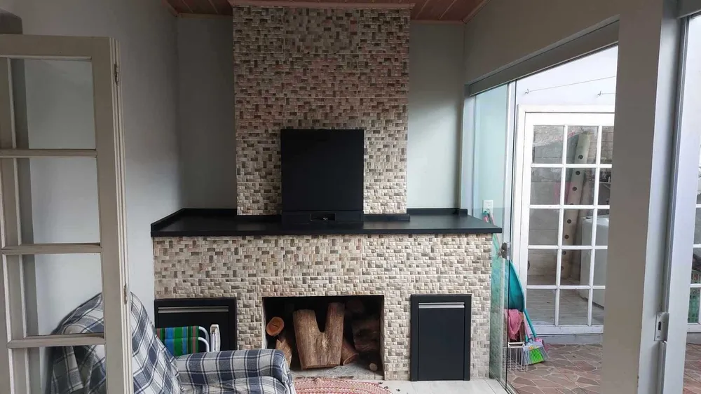 Casa, 3 quartos, 196 m² - Foto 1