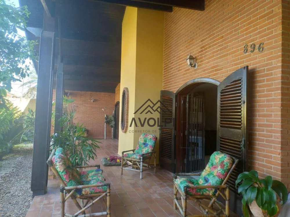 Casa, 4 quartos, 216 m² - Foto 2