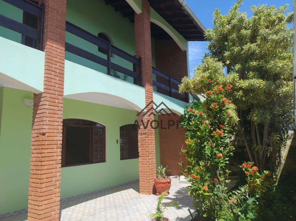 Sobrado, 5 quartos, 196 m² - Foto 1