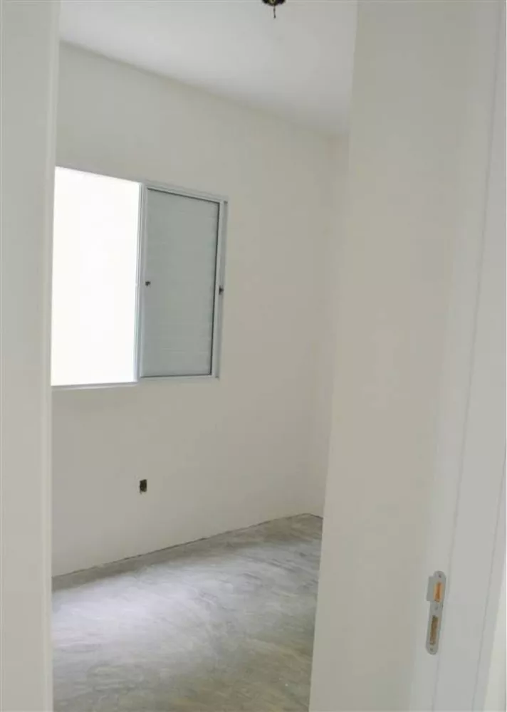 Apartamento à venda com 2 quartos, 48m² - Foto 11