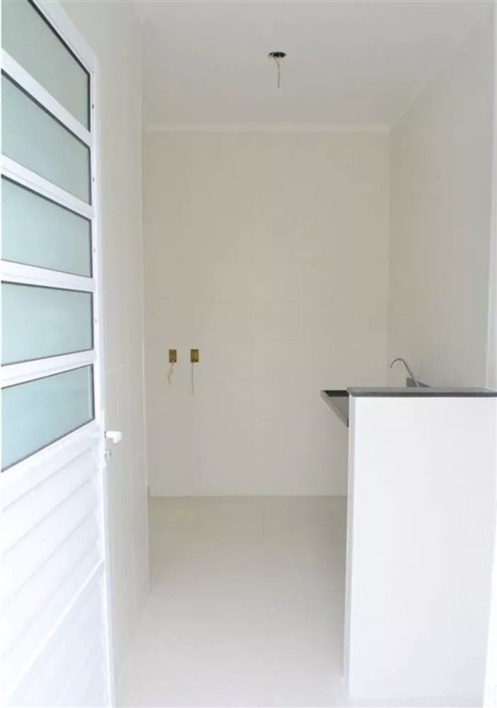 Apartamento à venda com 2 quartos, 48m² - Foto 6