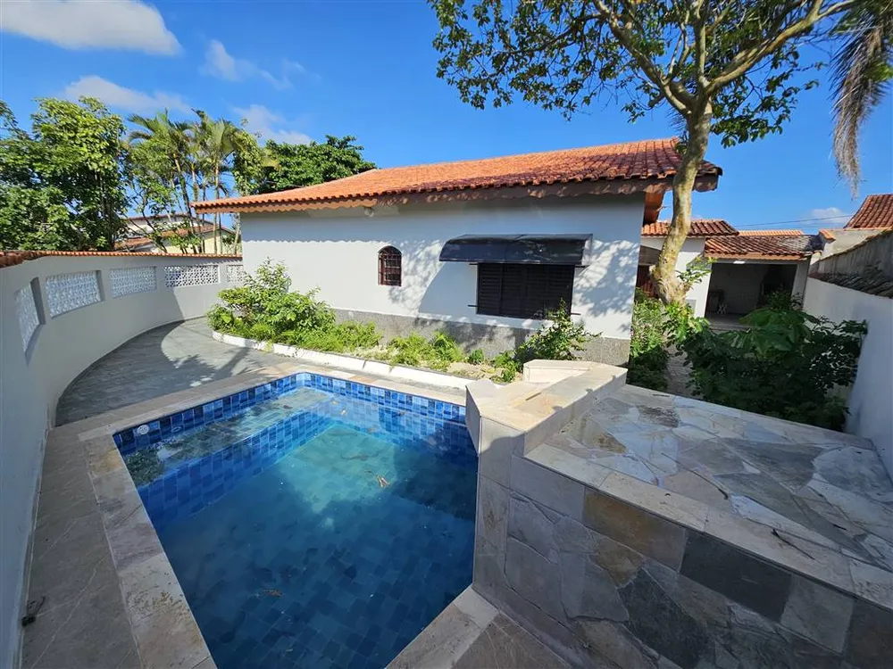 Casa, 3 quartos, 132 m² - Foto 2