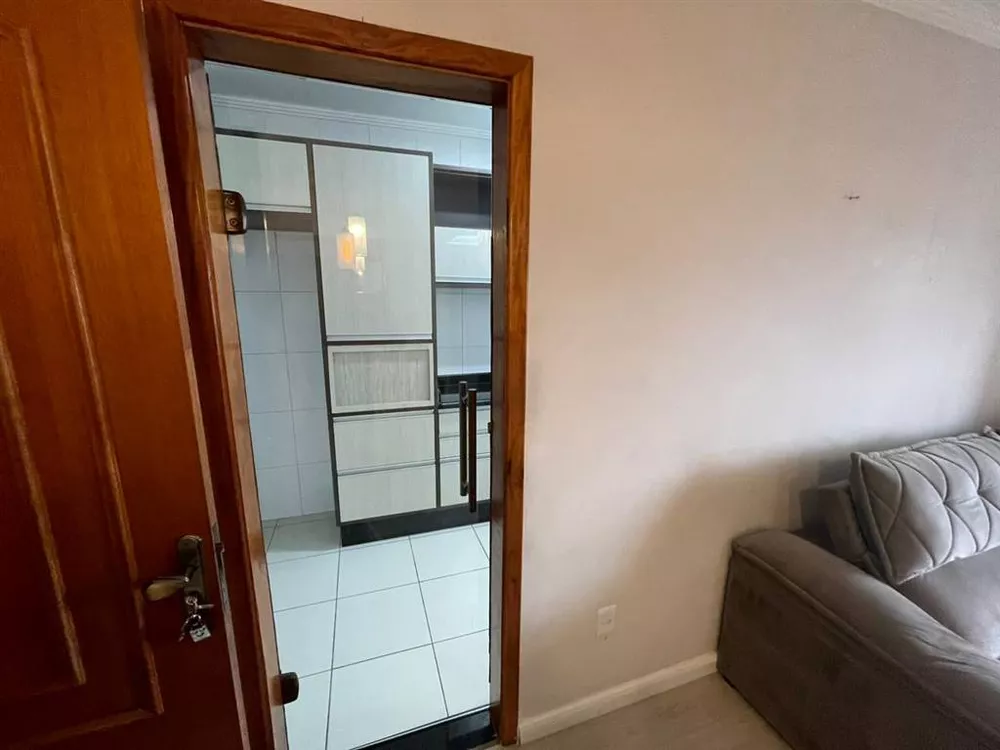 Apartamento à venda com 2 quartos, 61m² - Foto 12