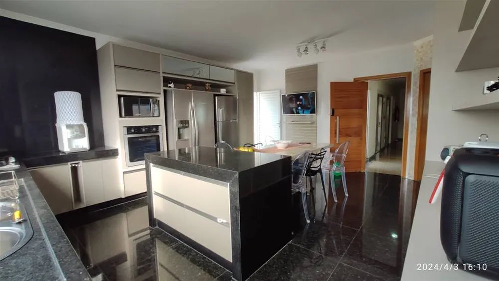 Cobertura, 4 quartos, 361 m² - Foto 3