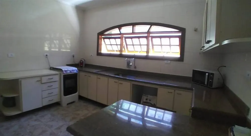 Casa, 4 quartos, 270 m² - Foto 4