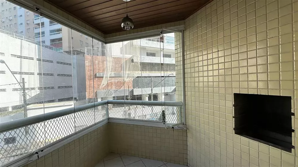 Apartamento à venda com 2 quartos, 76m² - Foto 13