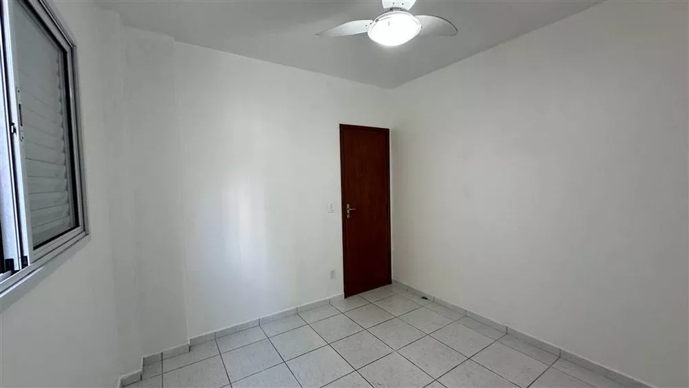 Apartamento à venda com 2 quartos, 76m² - Foto 2