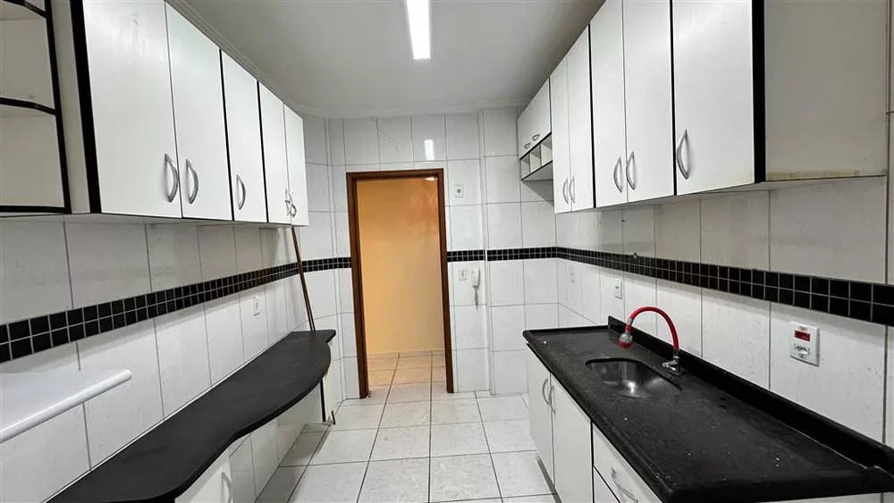 Apartamento à venda com 2 quartos, 76m² - Foto 14