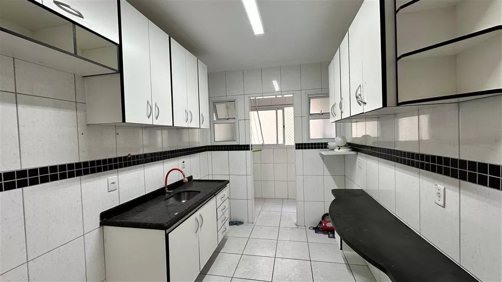 Apartamento à venda com 2 quartos, 76m² - Foto 15