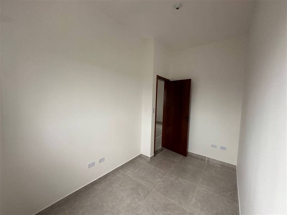 Casa à venda com 1 quarto, 36m² - Foto 4