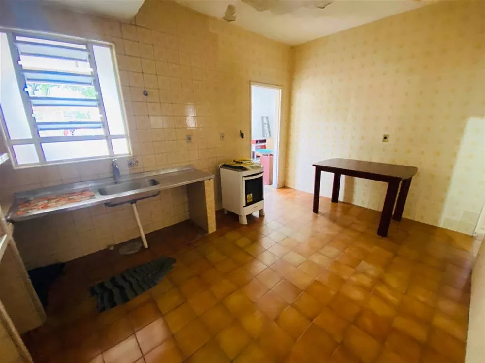 Casa à venda com 3 quartos, 80m² - Foto 13