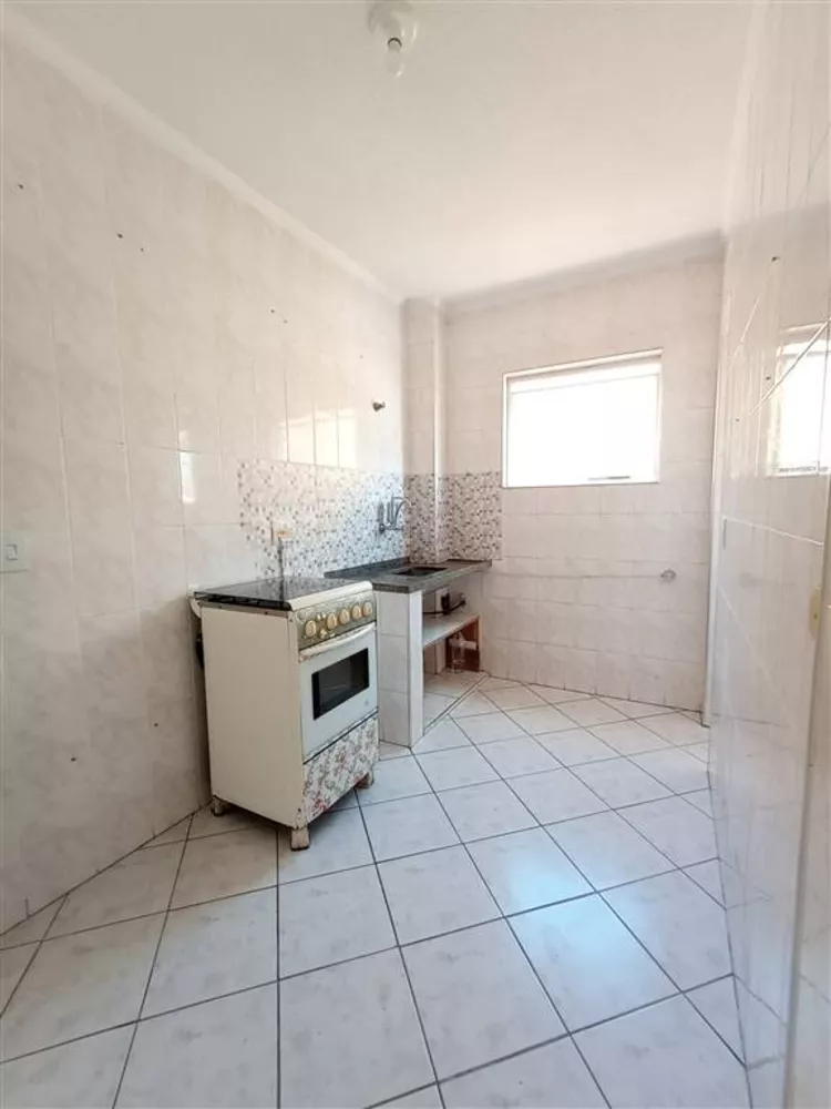 Apartamento à venda com 1 quarto, 41m² - Foto 15