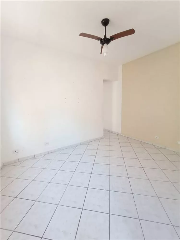 Apartamento à venda com 1 quarto, 41m² - Foto 8