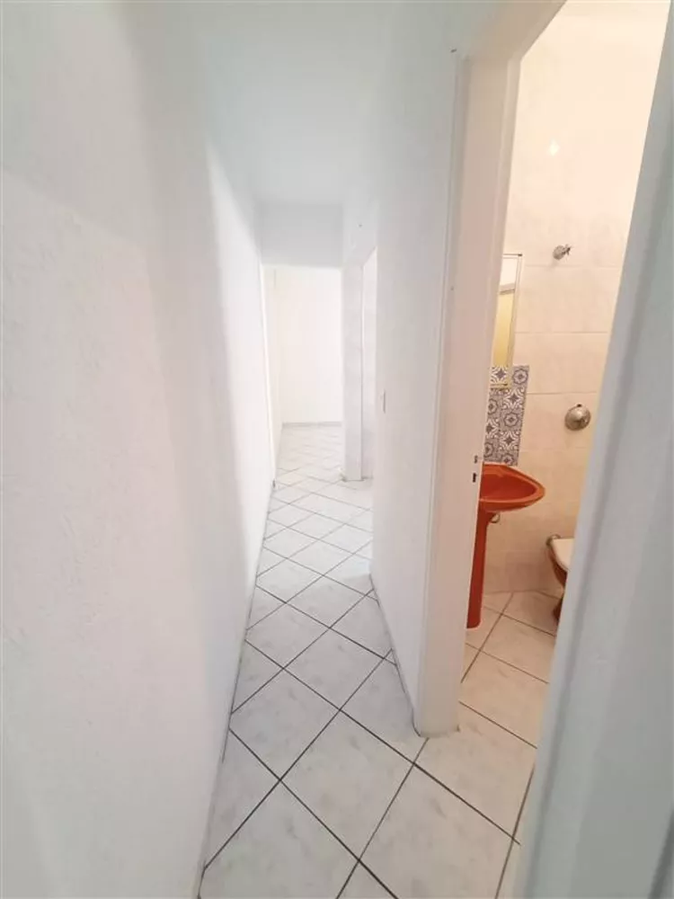 Apartamento à venda com 1 quarto, 41m² - Foto 18