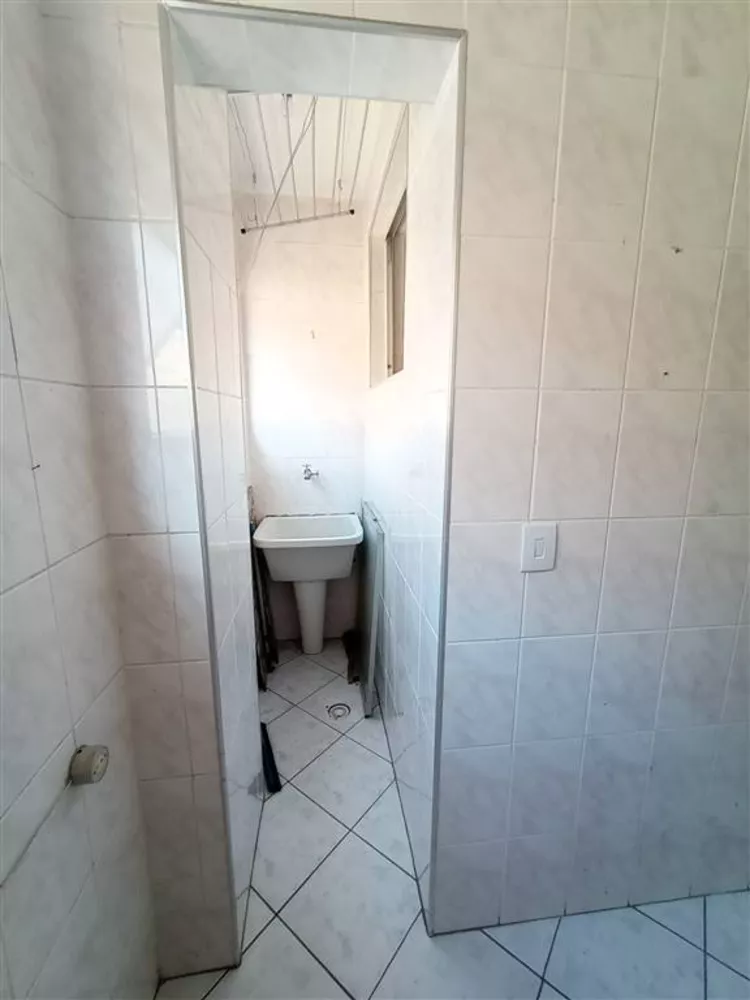 Apartamento à venda com 1 quarto, 41m² - Foto 13