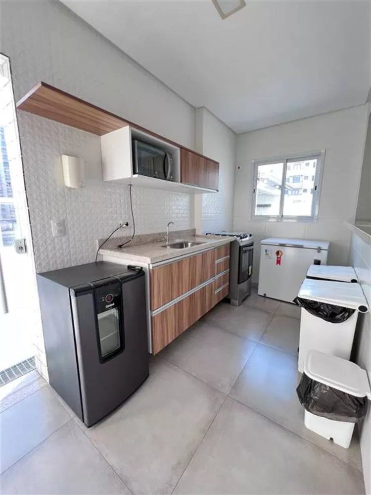 Apartamento à venda com 3 quartos, 132m² - Foto 18