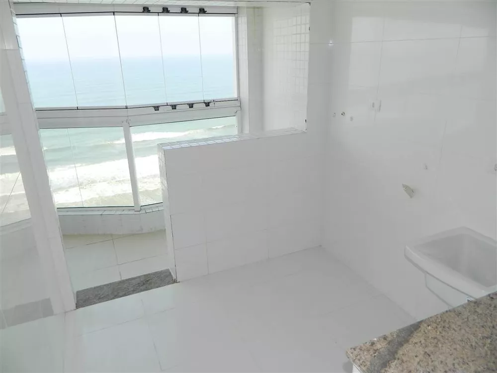 Apartamento à venda com 3 quartos, 206m² - Foto 11