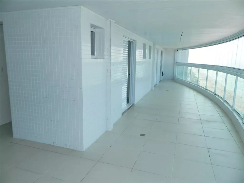 Apartamento à venda com 3 quartos, 206m² - Foto 6