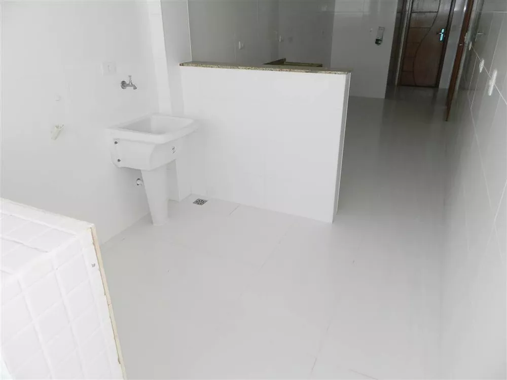 Apartamento à venda com 3 quartos, 206m² - Foto 12