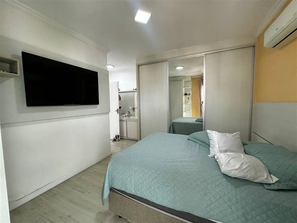 Apartamento, 3 quartos, 137 m² - Foto 2
