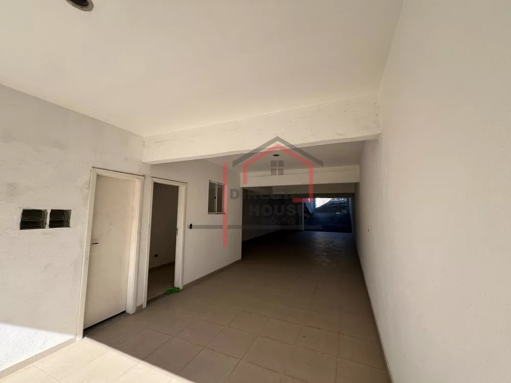 Casa, 3 quartos, 215 m² - Foto 2