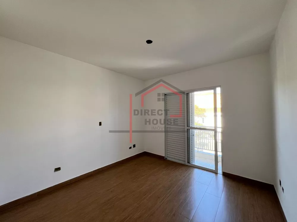 Casa, 3 quartos, 215 m² - Foto 1