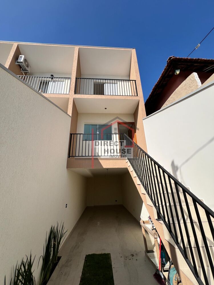 Casa, 3 quartos, 98 m² - Foto 1