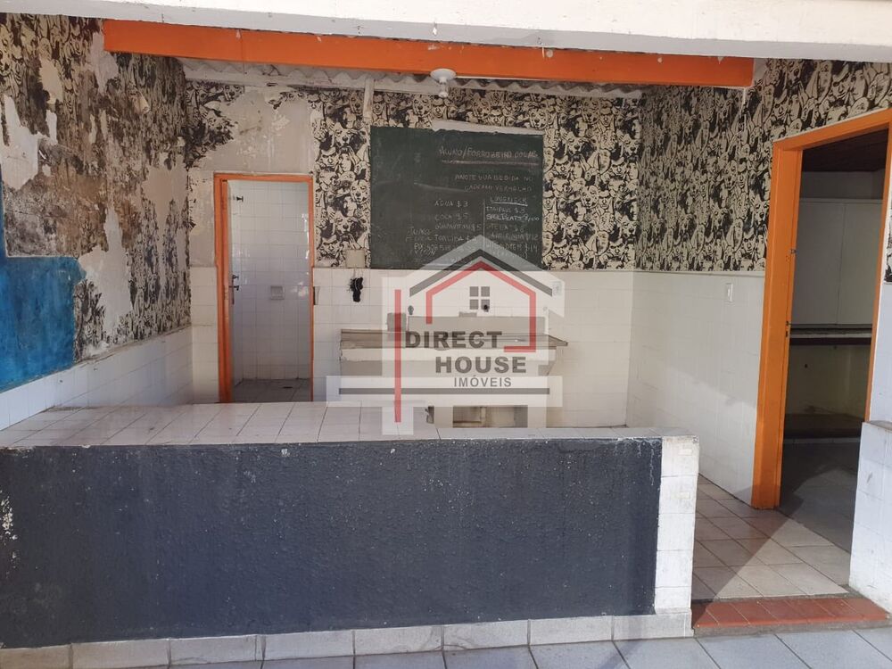 Prédio Inteiro para alugar com 4 quartos, 220m² - Foto 4