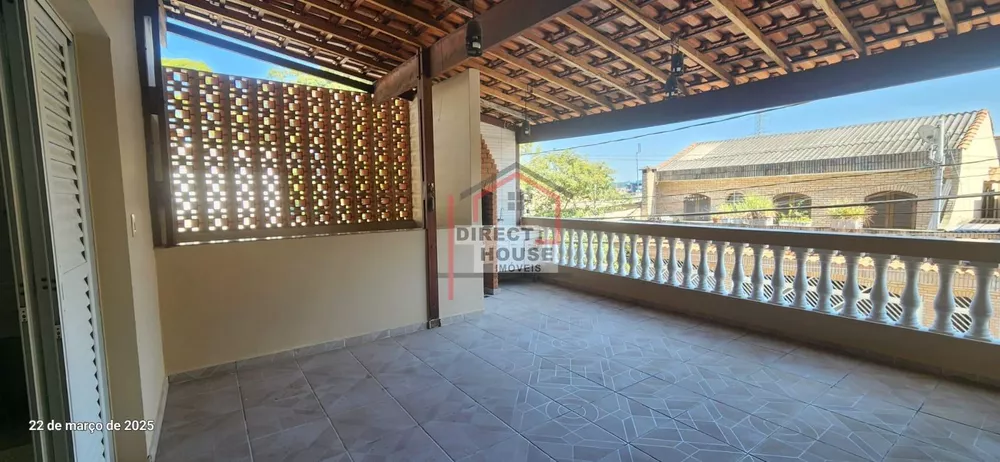 Casa, 3 quartos, 207 m² - Foto 2