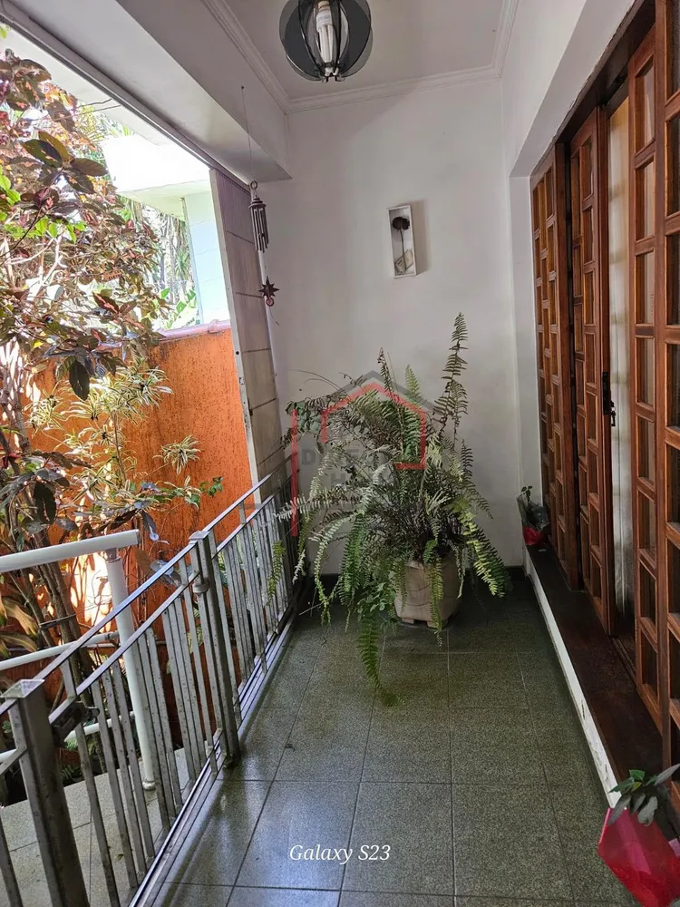 Casa, 3 quartos, 229 m² - Foto 2