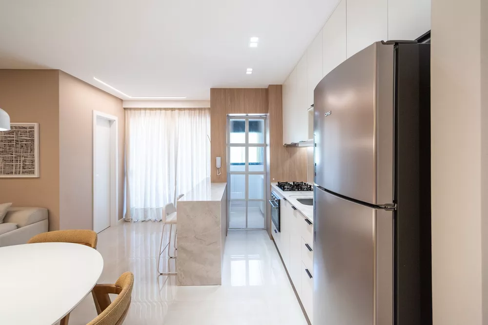 Apartamento à venda com 2 quartos, 74m² - Foto 4