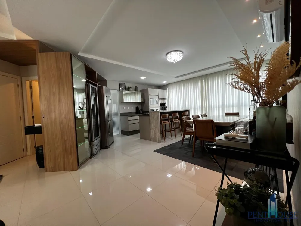 Apartamento, 3 quartos, 138 m² - Foto 2