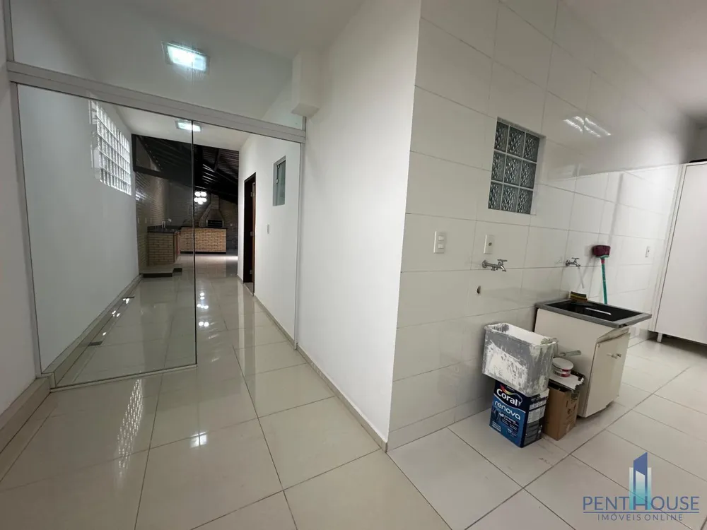 Casa, 4 quartos, 202 m² - Foto 4