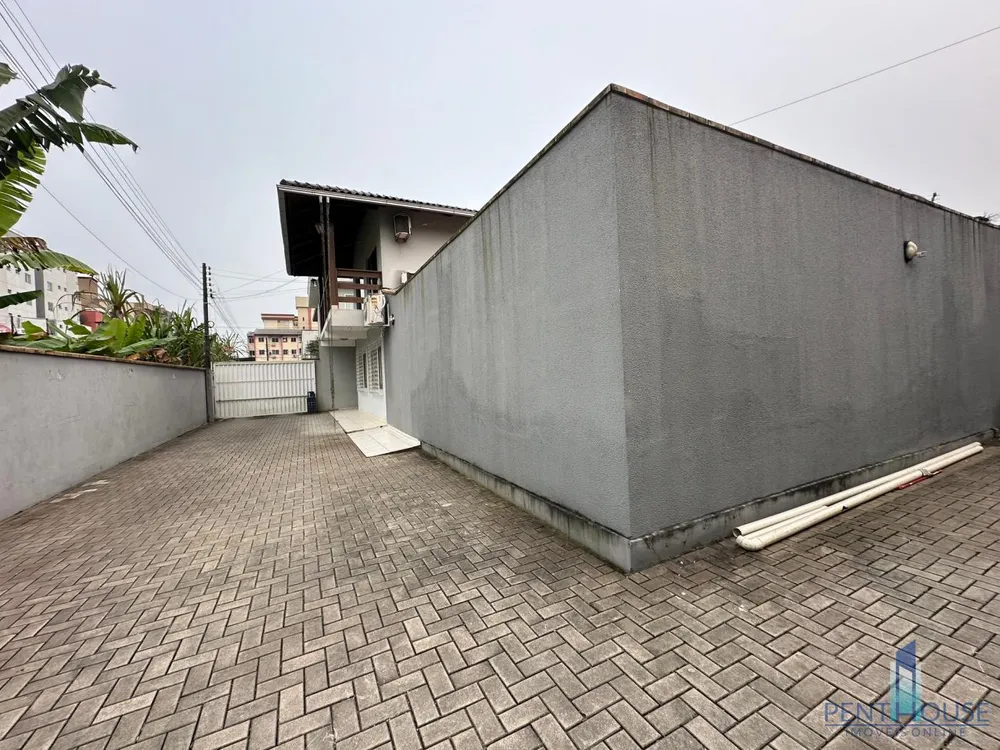 Casa, 4 quartos, 202 m² - Foto 3