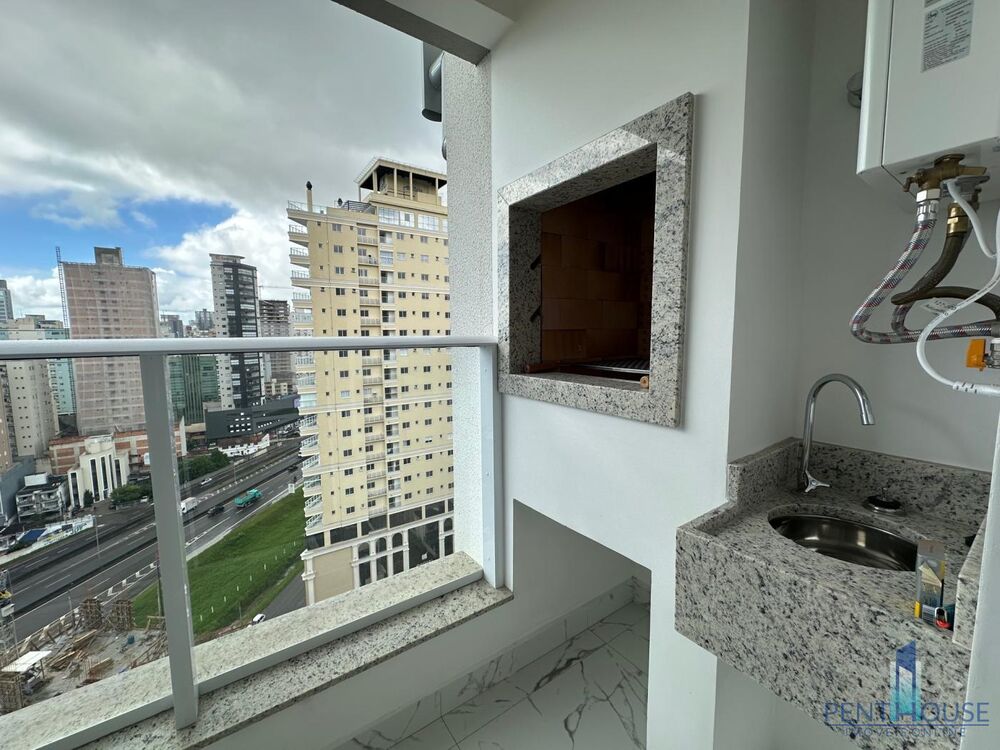 Apartamento para alugar com 2 quartos, 67m² - Foto 2