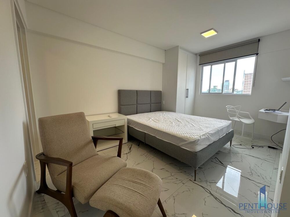 Apartamento para alugar com 2 quartos, 67m² - Foto 4
