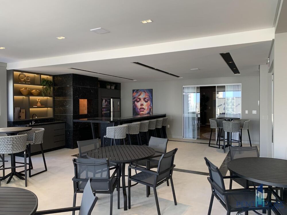 Apartamento para alugar com 2 quartos, 67m² - Foto 6
