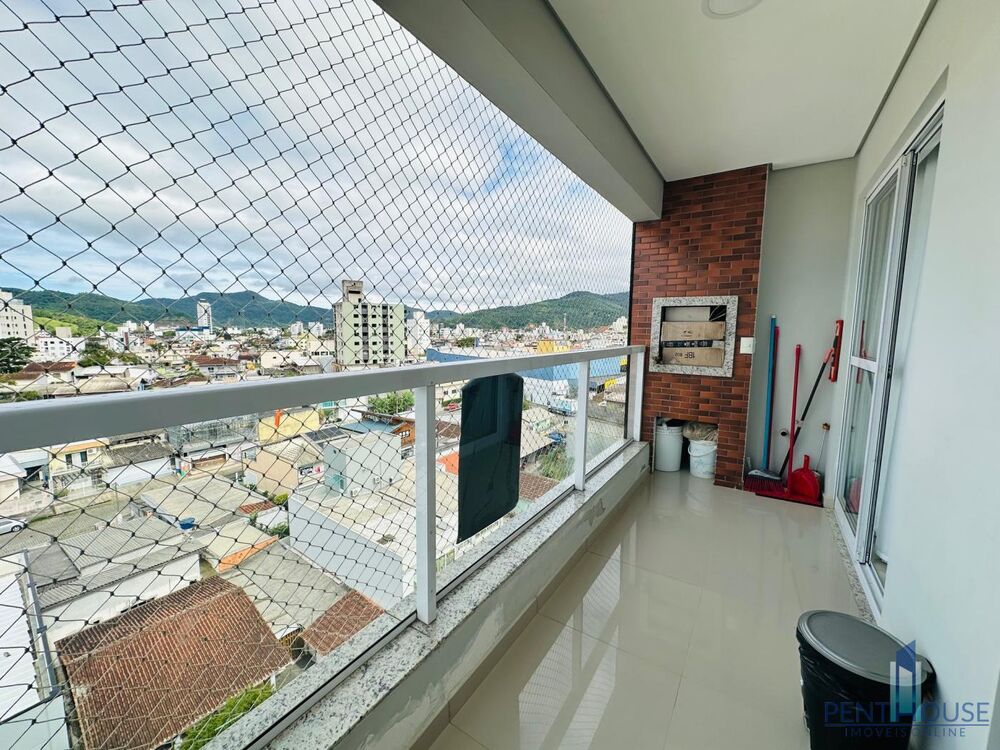 Apartamento à venda com 2 quartos, 70m² - Foto 6