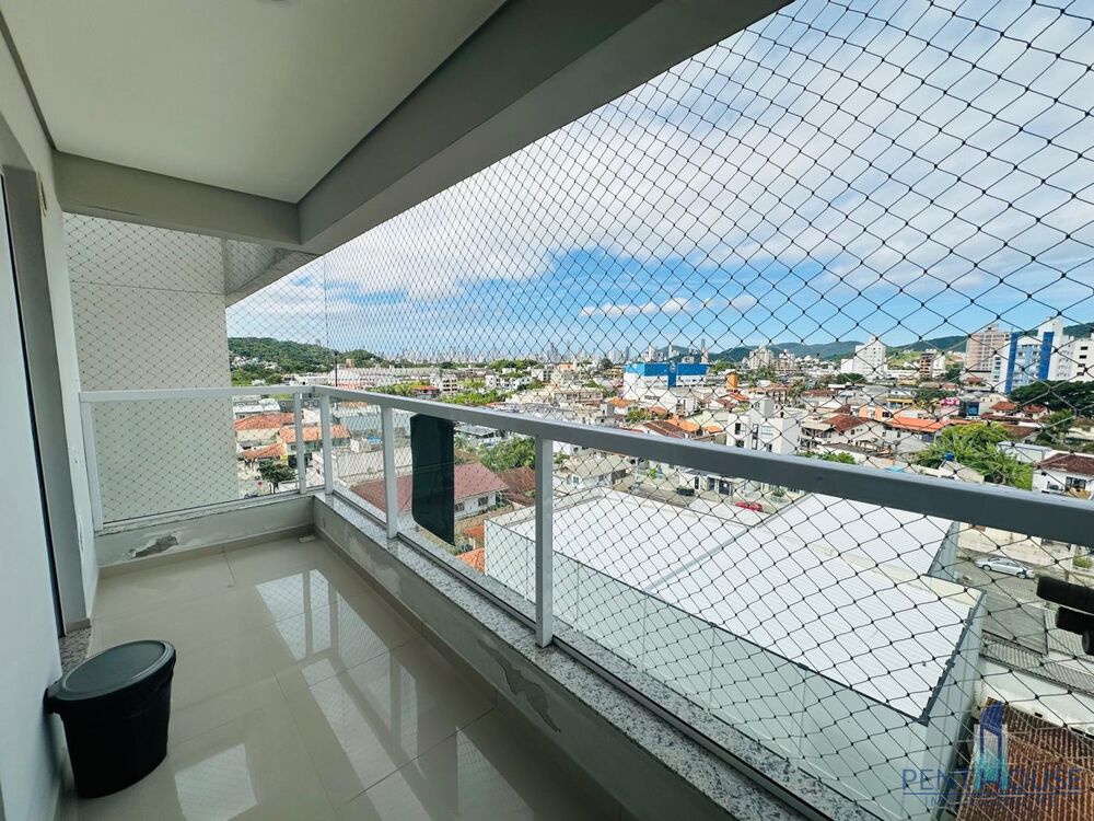 Apartamento à venda com 2 quartos, 70m² - Foto 7