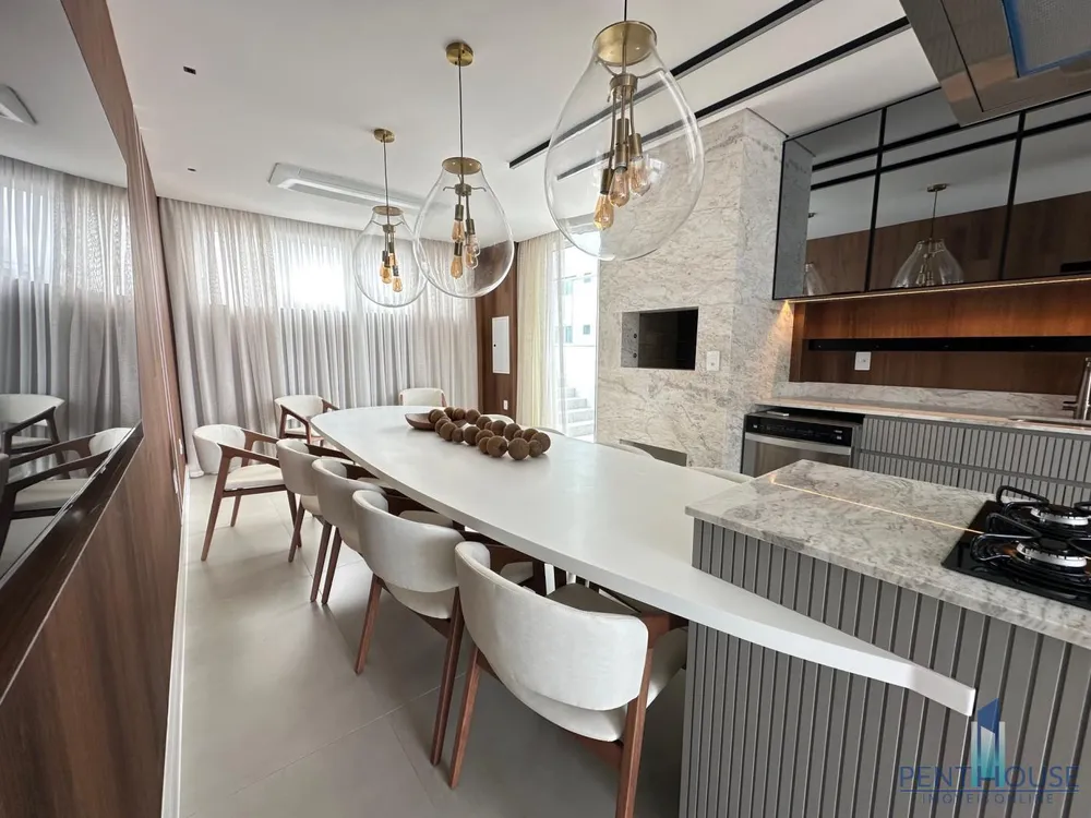 Cobertura, 4 quartos, 326 m² - Foto 2