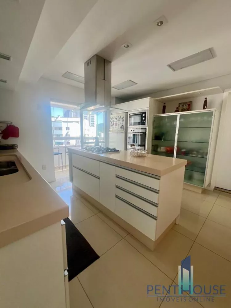 Apartamento, 3 quartos, 260 m² - Foto 16