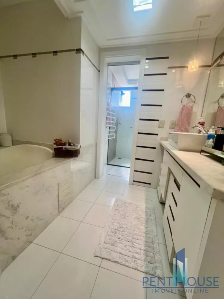Apartamento, 3 quartos, 260 m² - Foto 8