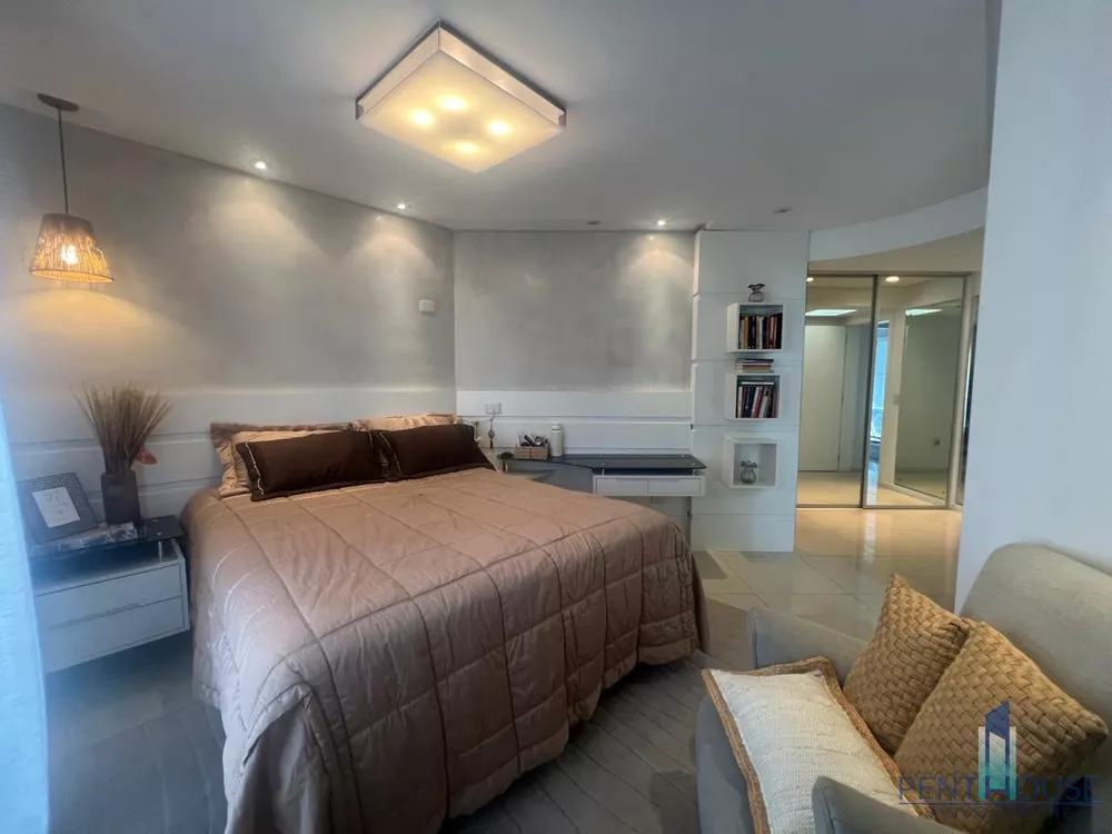 Apartamento, 3 quartos, 260 m² - Foto 4