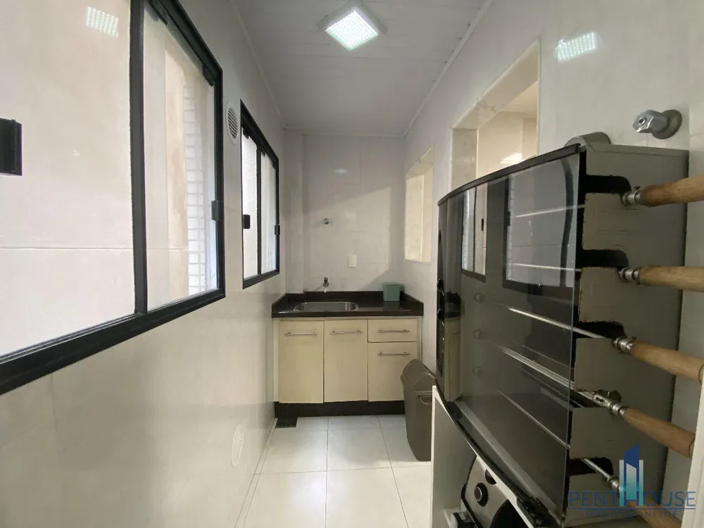 Apartamento, 3 quartos, 130 m² - Foto 2