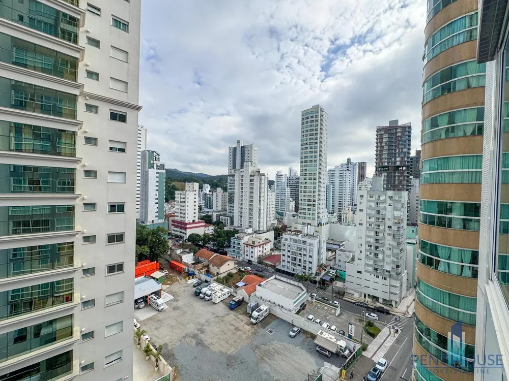 Apartamento, 3 quartos, 150 m² - Foto 2