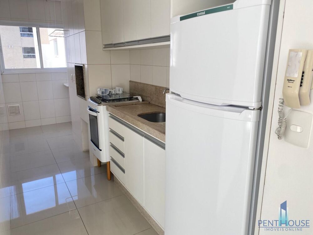 Apartamento à venda com 2 quartos, 64m² - Foto 8
