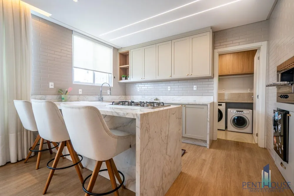 Apartamento, 3 quartos, 130 m² - Foto 1