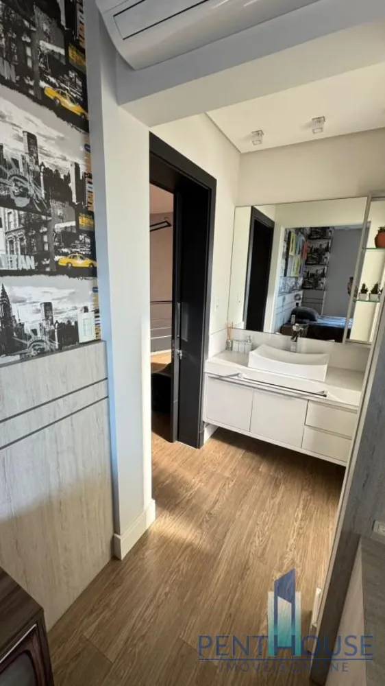 Cobertura, 3 quartos, 210 m² - Foto 3