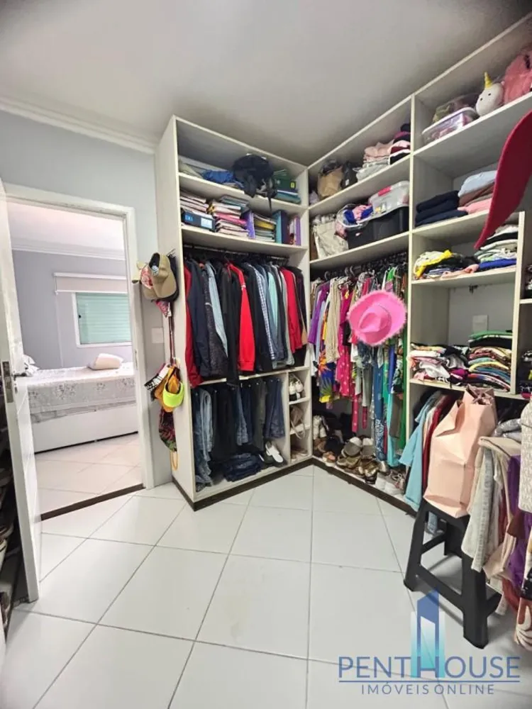 Casa, 3 quartos, 240 m² - Foto 8